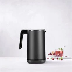 ZWILLING Enfinigy Pro Black 1.5-L Digital Electric Kettle -Whirlpool Sales Store 332003109 AlternateImage3 l